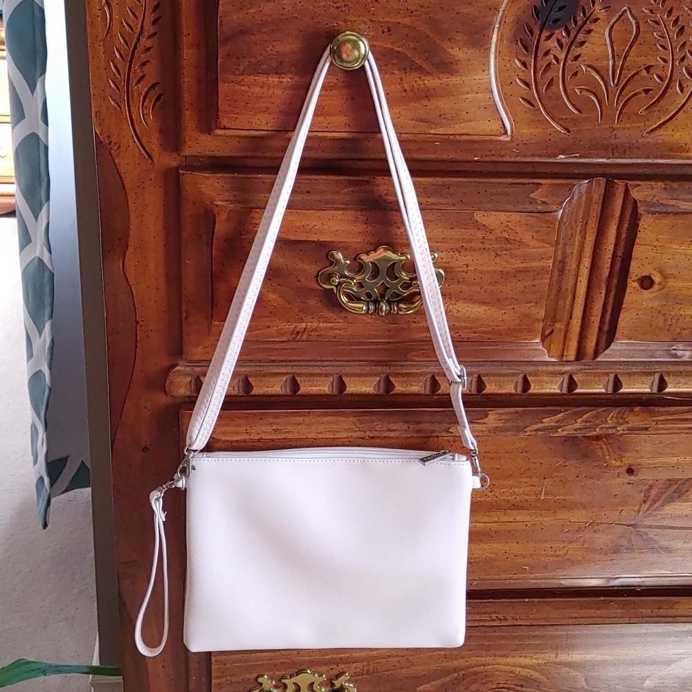 💚Pixie Mood Crossbody Bag with Wristlet - Picture 2 of 12